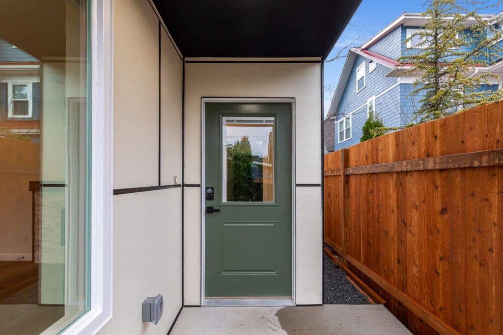 525 19th Ave, Seattle WA_0008 Outside door of two-story, 1,000 sq ft Seattle DADU