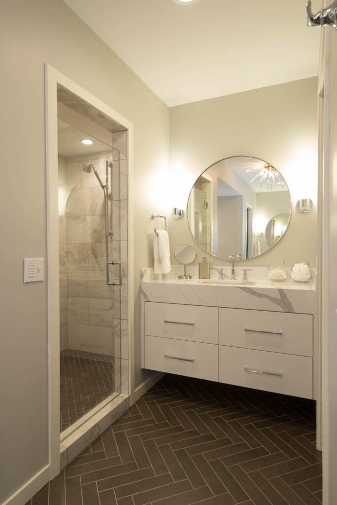Tobin-master-bath-print-5120-1-scaled