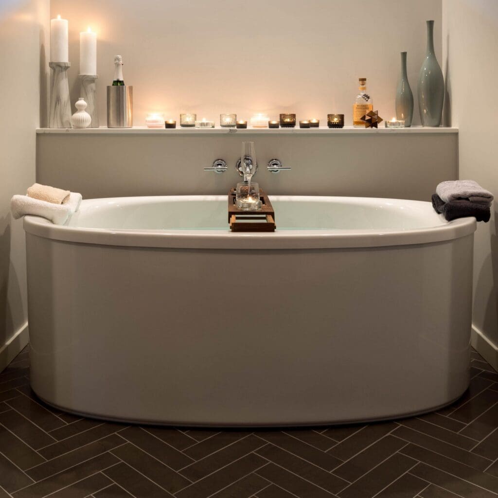 Tobin-master-bath-print-5274-1-scaled